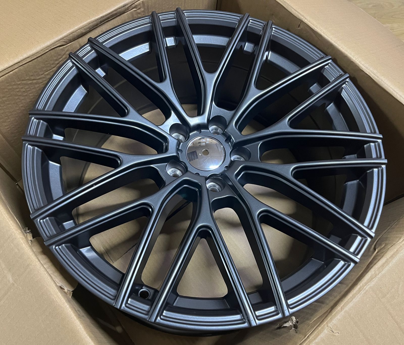 DWS BM-0163 (7330) 8.5*20 5/112 ET30 D66.6 SMG