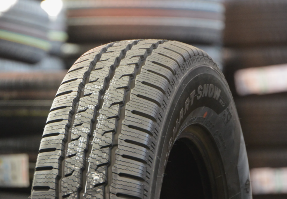 Maxxis 175/65/14C 90/88T WL2 Vansmart Snow