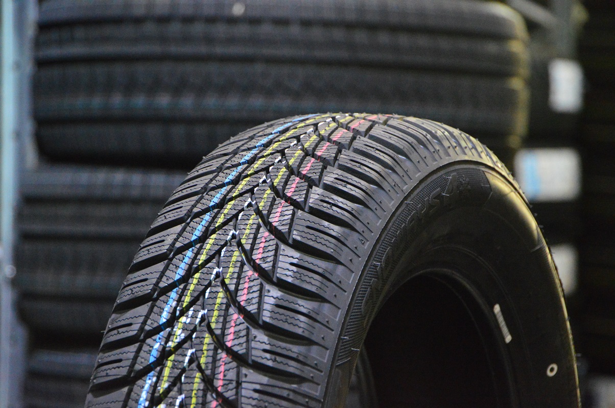 LASSA 285/35/19 103V SNOWAYS 4 XL
