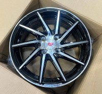 DWS 561 (VOSSEN CVT) 6.0*15 4/100 ET40 D60.1 BFP (правый) фото